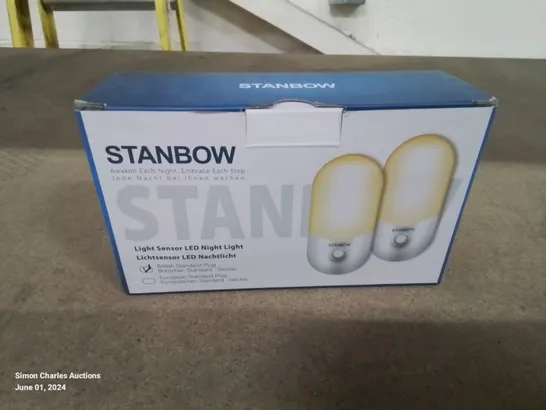 BOXED STANBOW SET OF 2 PLUG IN LIGHT SENSOR NIGHT LIGHTS