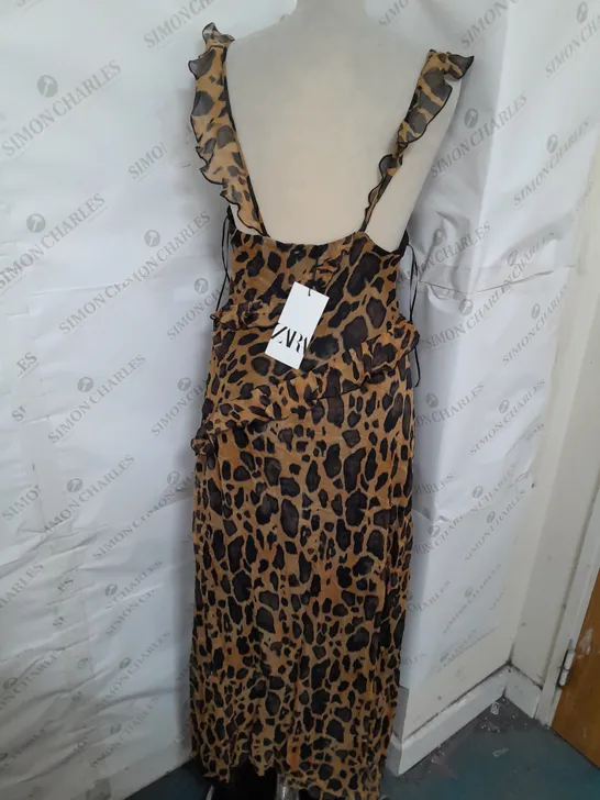 ZARA SLEEVELESS RUFFLE GIRAFFE PRINT MAXI DRESS SIZE M