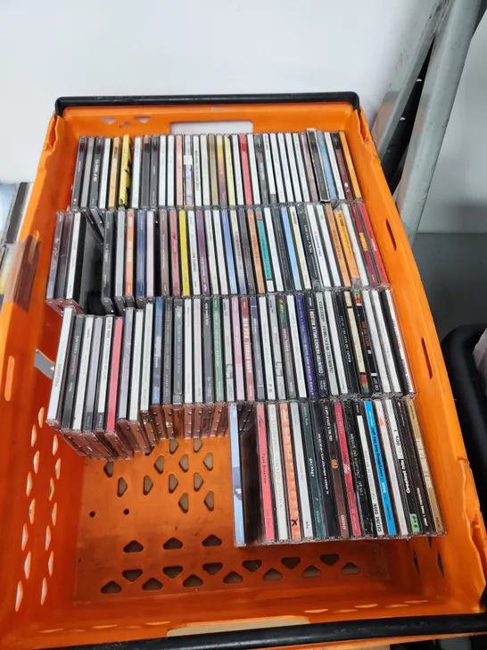 A VERY LARGE QUANTITY OF CDs FROM 80s / 90s /2000s