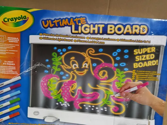 CRAYOLA ULTIMATE LIGHT BOARD RRP £24.99