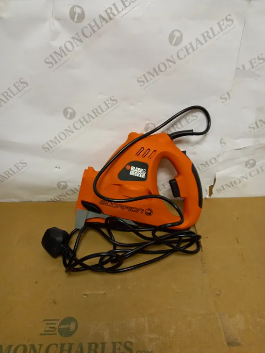 BLACK & DECKER SCORPION POWERED HANDSAW