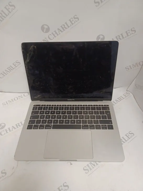 APPLE MACBOOK PRO 13 - A1708