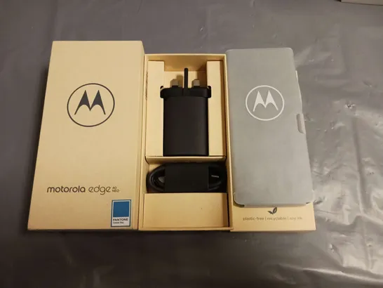 BOXED MOTOROLA EDGE 40 NEO 12+256GB MOBILE PHONE IN CANEEL BAY BLUE