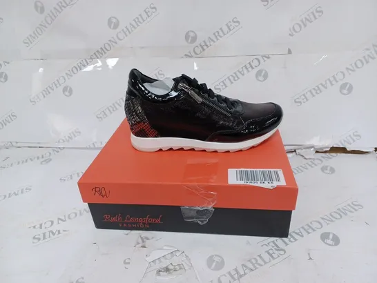 BOXED RUTH LANGSFORD BLACK WEDGE TRAINERS- SIZE 6 