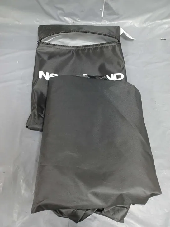 LOT OF 2 NEVERLAND VEHICLE COVERS BLACK 150 X 150 X 75