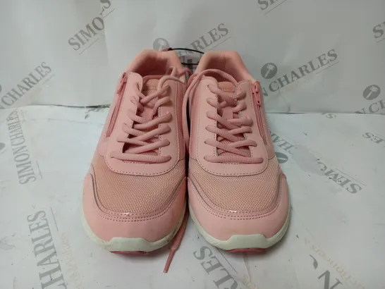 PAIR OF VIONIC AGILE TRAINERS PINK SIZE 8