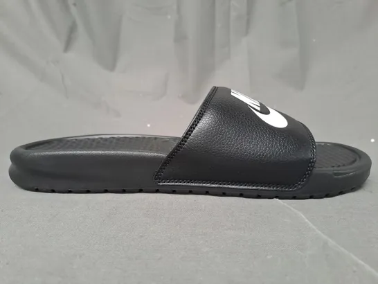 PAIR OF NIKE SLIDERS IN BLACK/WHITE UK SIZE 8