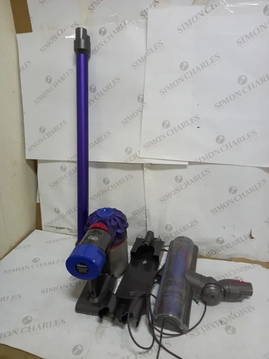 DYSON V7 ANIMAL CORDLESS HANDHELD VACUUM CLEANER