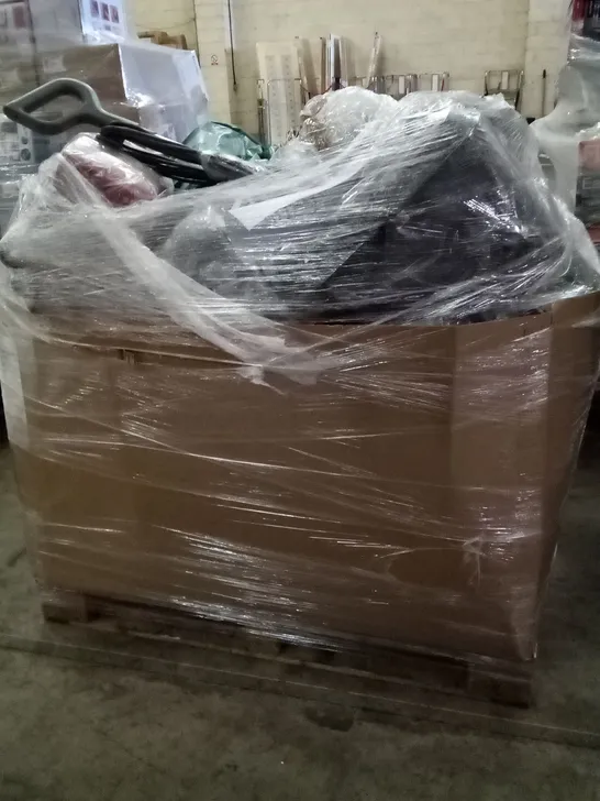 PALLET OF APPROXIMATELY 37 ASSORTED ELECTRICAL ITEMS TO INCLUDE AIR FRYERS AND VACUUM CLEANERS 