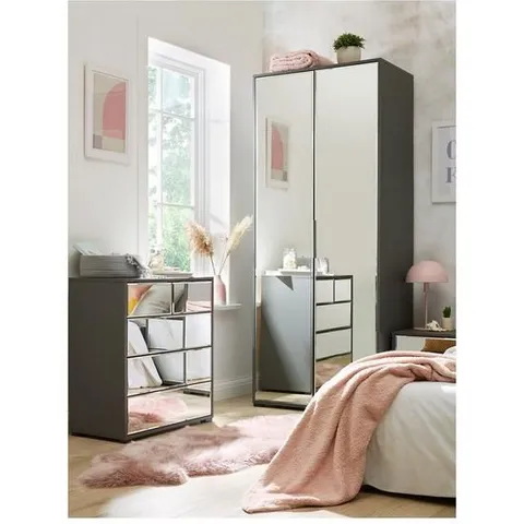 BOXED GRADE 1 MILA MIRROR 2+3 DRAWER CHEST GREY (1 BOX)