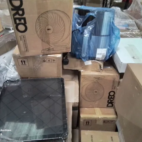 PALLET CONTAINING VARIOUS ASSORTED ITEMS TO INCLUDE: FANS, HEATED BLANKET, AIR FRYERS ETC.