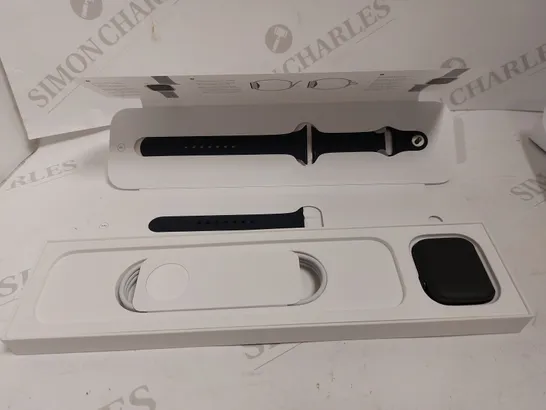 APPLE WATCH SERIES 7 MIGN IGHT ALUMINUM CASE - MIDNIGHT SPORT BAND 