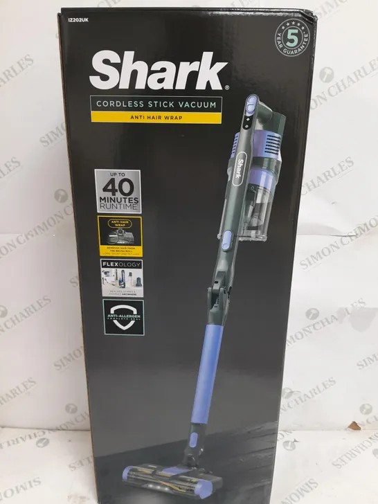 SHARK ANTI HAIR WRAP CORDLESS VACUUM CLEANER IZ202UK