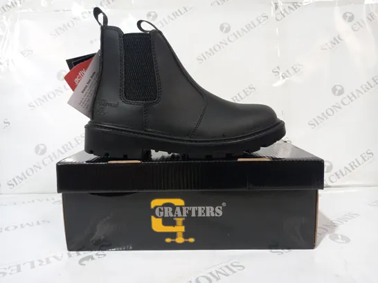 BOXED PAIR OF GRAFTERS GRINDER SAFETY BOOTS IN BLACK UK SIZE 5