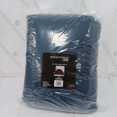 BRENTFORDS NAVY TEDDY FLEECE DUVET SET