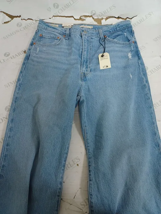 LEVI'S RIBCAGE BELL LIGHT DENIM JEANS - 32W 32L