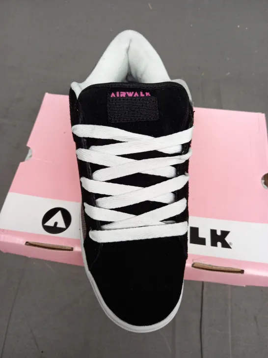 LOT OF 12 BOXED PAIRS OF AIRWALK ALTER WOMENS TRAINERS - ALL UK 9