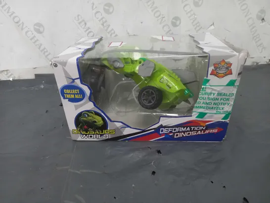 DEFORMATION DINOSAURS CAR