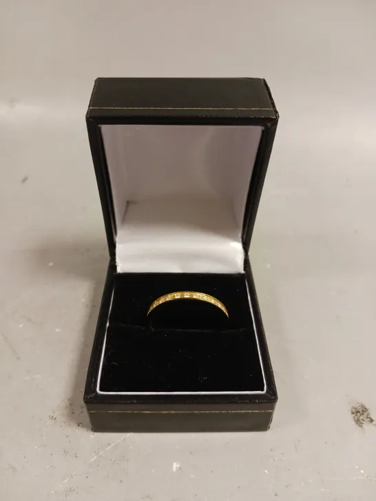 BERING GOLD PLATED STONE SET INNER RING - SIZE 8