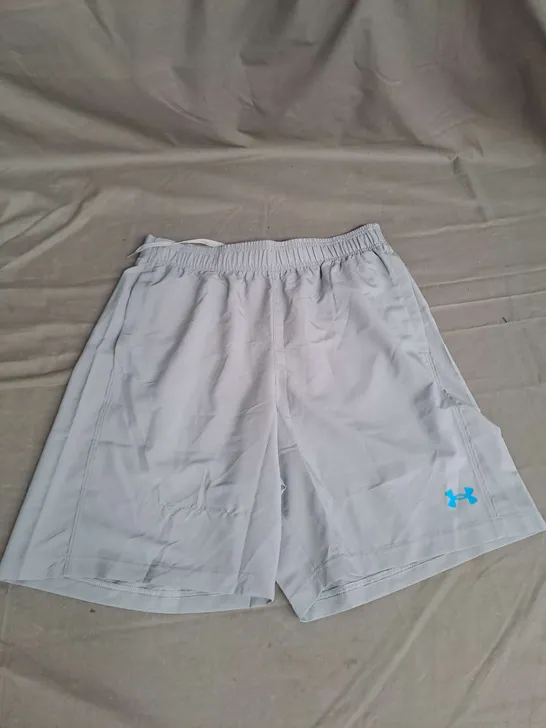 UNDER ARMOUR WOVEN HALFBACK SHORTS IN GREY SIZE L