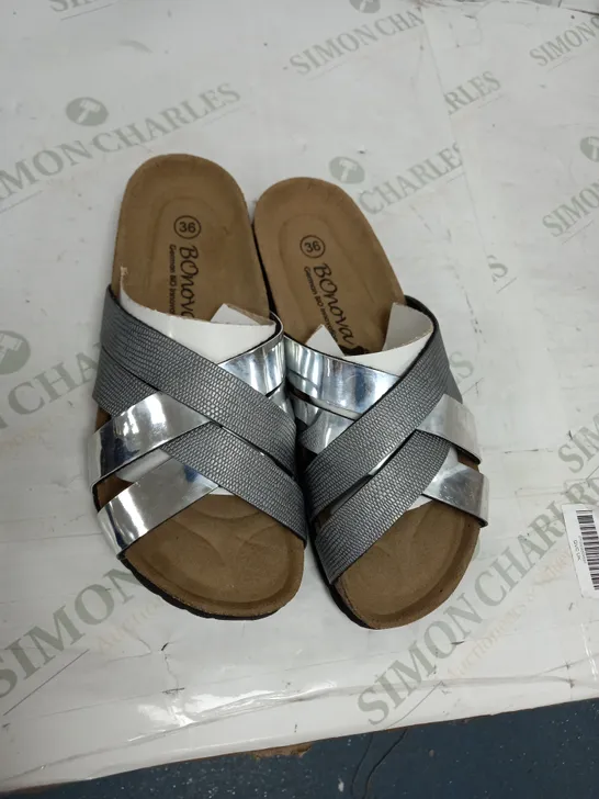 BOXED BONOVA SILVER SANDALS SIZE 36