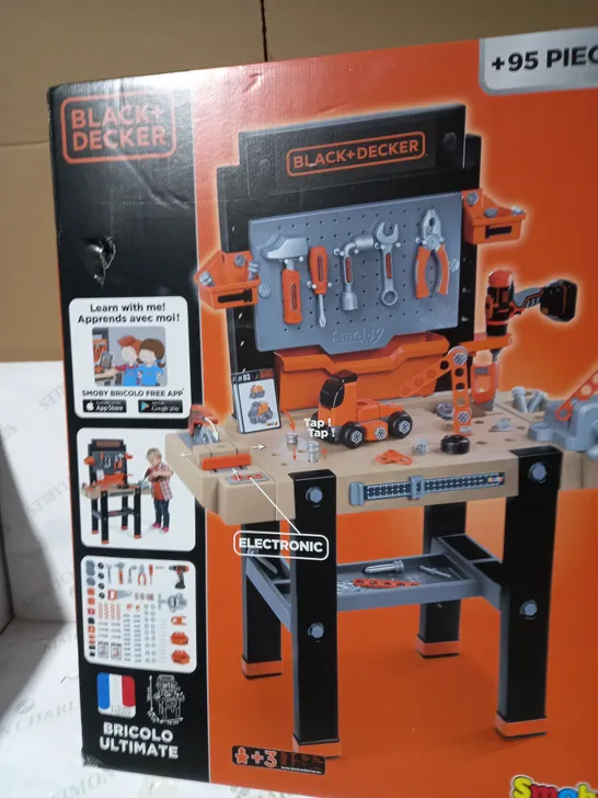 BLACK & DECKER KIDS ULTIMATE WORKBENCH RRP £99.99