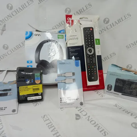 BOX OF APPROXIMATELY 40 ASSORTED ELECTRICALS TO INCLUDE ONN WIRELESS HEADPHONES, ONE FOR ALL TV REMOTE, POCKET RADIO, ETC