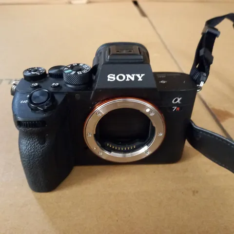 UNBOXED SONY A 7R CAMERA - ILCE-7RM4