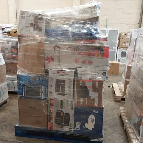 PALLET OF APPROXIMATELY 29 UNPROCESSED RAW RETURN HOUSEHOLD AND ELECTRICAL GOODS TO INCLUDE;