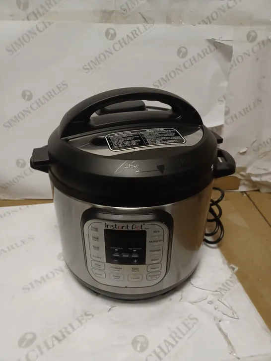 INSTANT POT DUO SMART PRESSURE COOKER