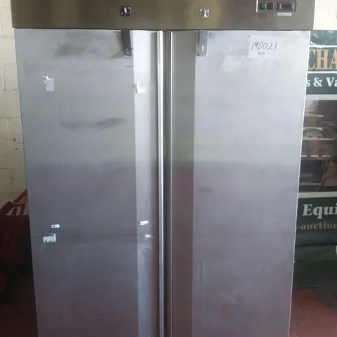 LARGE DISPLAY FRIDGE 