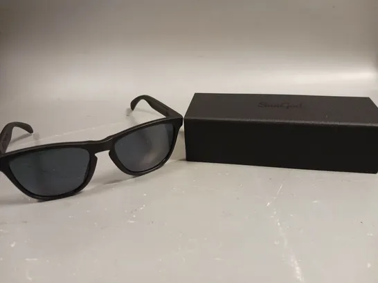 SUNGOD CLASSICS 3 SUNGLASSES 