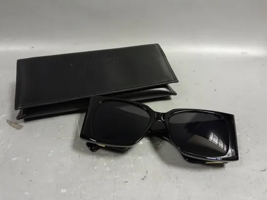 SAINT LAURENT THICK FRAMED LOGO SUNGLASSES 