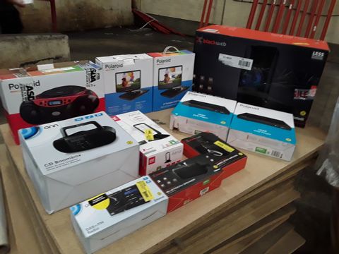 PALLET OF ASSORTED ELECTRICAL ITEMS TO INCLUDE: HDMI DVD PLAYERS, ONN CD BOOMBOX, ONE FOR ALL AERIALS, BLUETOOTH PARTY SPEAKERS ETC 