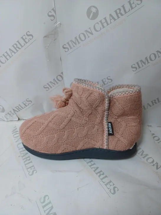 UNBOXED PAIR OF ML LINA SLIPPER BOOT IN ROSE GOLD - SIZE UK 8