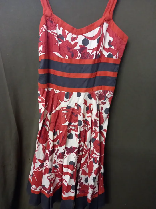 FENN WRIGHT MANSON RED FLORAL DRESS - SIZE UNSPECIFIED