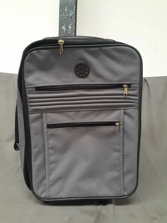 SMALL GREY WHEELED SUITCASE