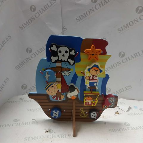 WOODEN PIRATE DISPLAY FOR CHILDREN 