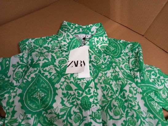 ZARA GREEN WHITE FLORAL INSPIRED SHIRT DRESS - SMALL