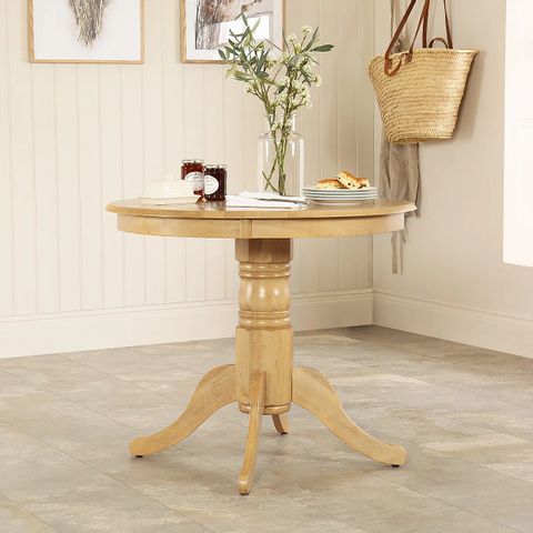 BOXED KINGSTONE ROUND OAK 90cm DINING TABLE (2 BOXES) 