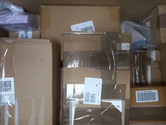 BOX OF APPROXIMATELY 10 ASSORTED HOUSEHOLD ITEMS TO INCLUDE WRAP-IT STORAGE STRAPS, ETC