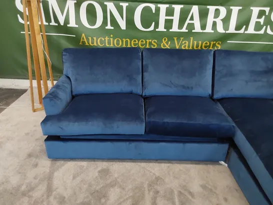 THE ALDERTON 5-SEATER CHAISE SOFA BED IN UPHOLSTERED UNIFORM BLUE FABRIC