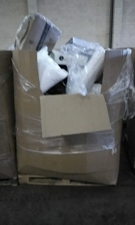 PALLET OF ASSORTED HOUSEHOLD GOODS TO INCLUDE DONUT CUSHION, LUMBAR SUPPORT CUSHION, AND DELUXE MEMORY FOAM PILLOW ETC.