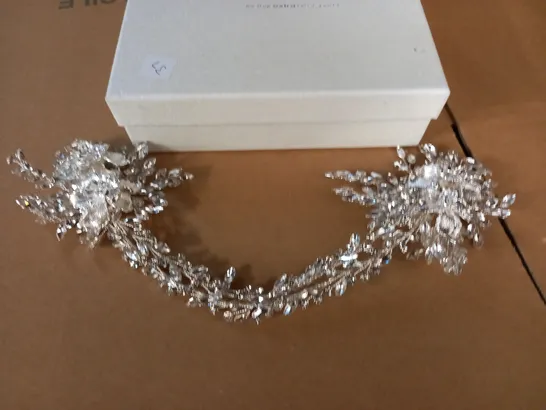 BOXED TWILIGHT DESIGNS EMBELLISHED HEAD PIECE