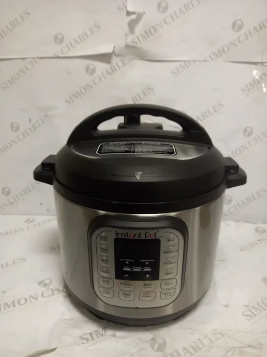 INSTANT POT DUO ELECTRIC PRESSURE COOKER 