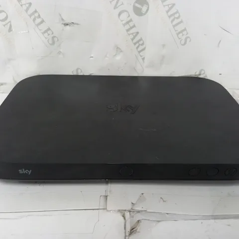 SKY Q 1 TB TV BOX ES340A-D8