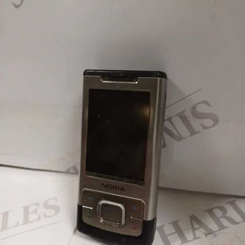 NOKIA RM-240 MOBILE PHONE 