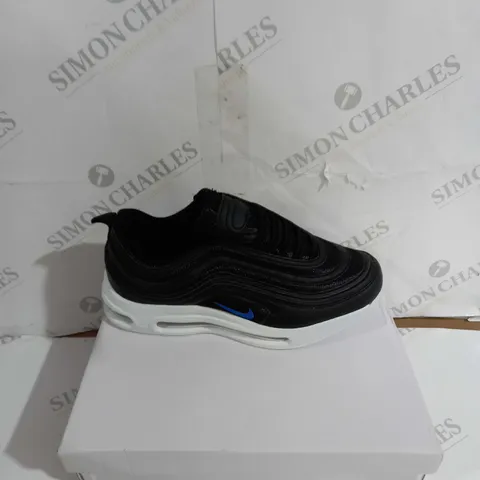 BOXED PAIR OF NIKE AIRMAX BLACK/BLUE SIZE 37