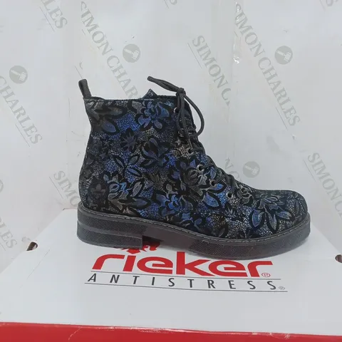 BOXED PAIR OF RIEKER LACE UP BOOTS IN NAVY SIZE 8 