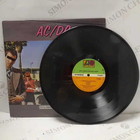 AC/DC – DIRTY DEEDS DONE DIRT CHEAP VINYL 1976